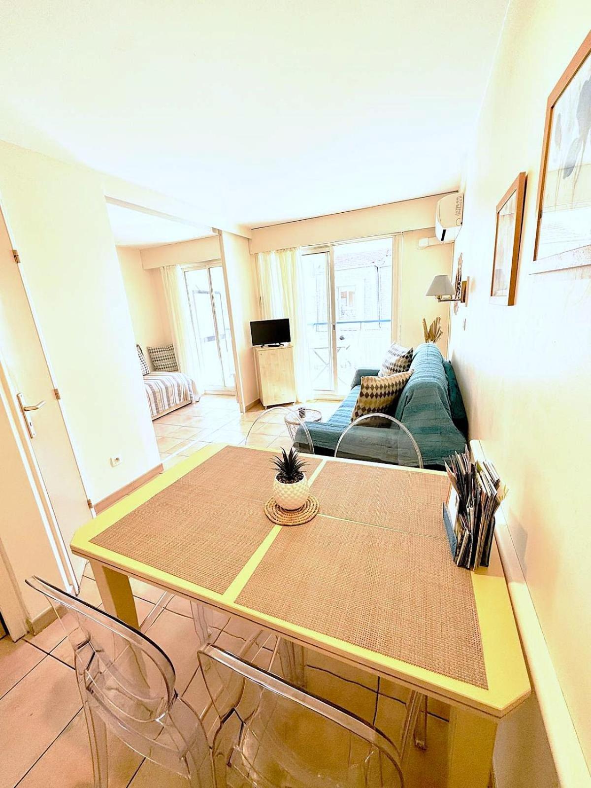 Ferienwohnung Les Rivages 2P Terrasse Parking Menton Exterior foto